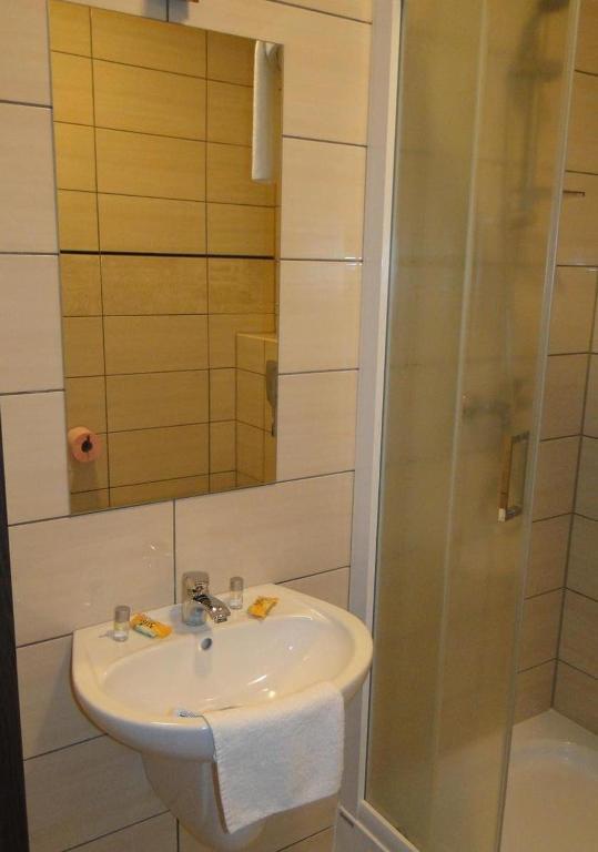 Hotel Cynamon Tokarnia  Bilik gambar